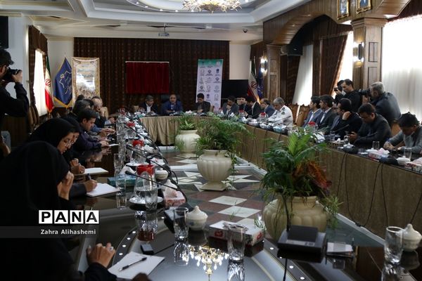 آیین رونمایی و الصاق نمادین برچسب سرویس مدارس شهر تهران