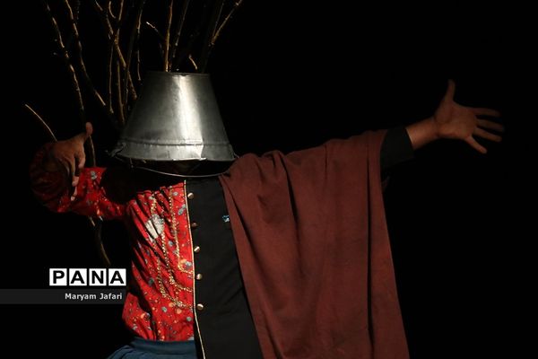 اجرای نمایش «کریملوژی»