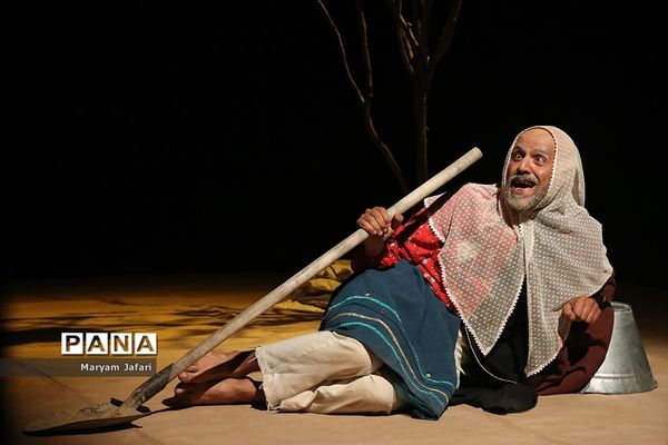 اجرای نمایش «کریملوژی»