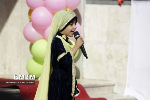 آیین استانی زنگ شکوفه‌ها در شیراز