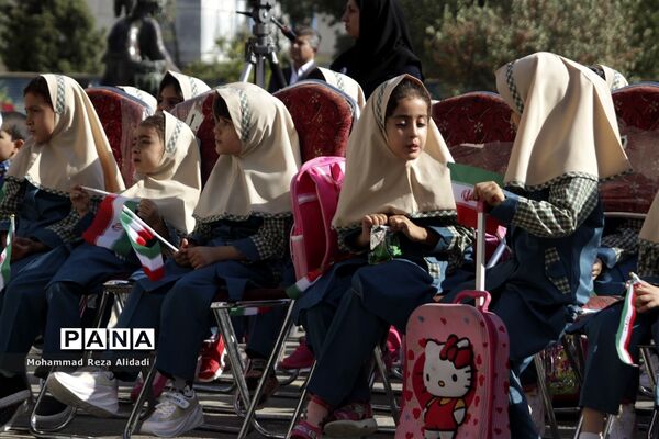 آیین استانی زنگ شکوفه‌ها در شیراز