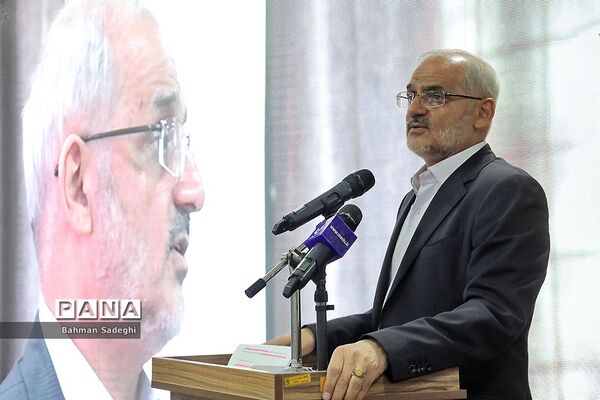 اولین گردهمایی مشترک مدیران ارشد ستادی و استانی دانشگاه فرهنگیان