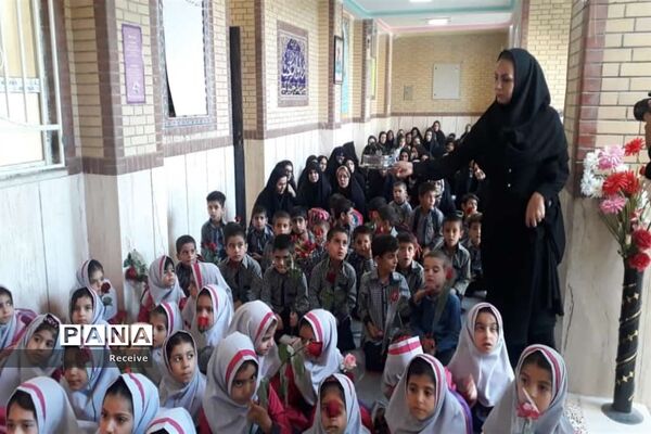 آئین زنگ شکوفه‌ها در کنار تخته