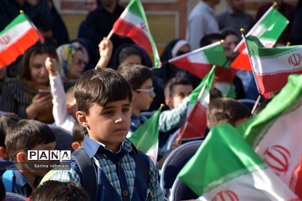 جشن شکوفه‌ها و غنچه‌ها