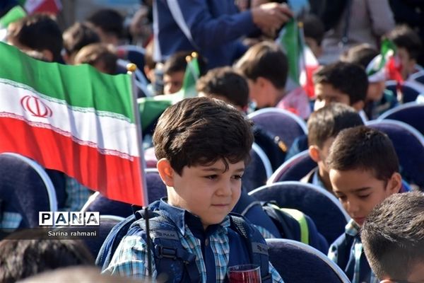 جشن شکوفه‌ها و غنچه‌ها