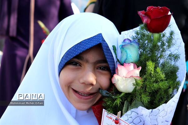 برگزاری جشن روز شکوفه ها در آباده