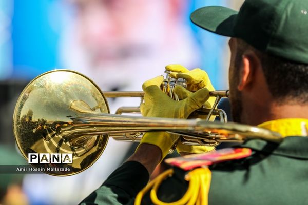 رژه نیروهای مسلح در ارومیه