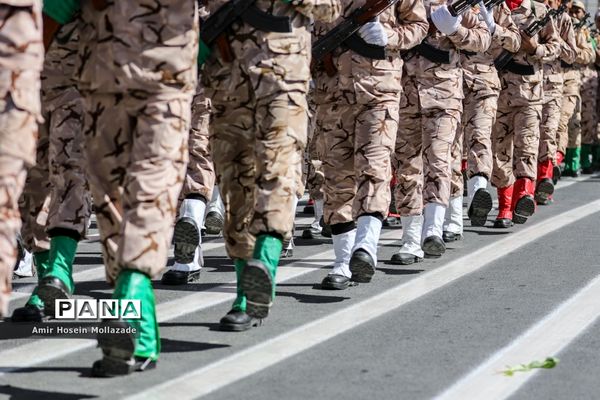 رژه نیروهای مسلح در ارومیه