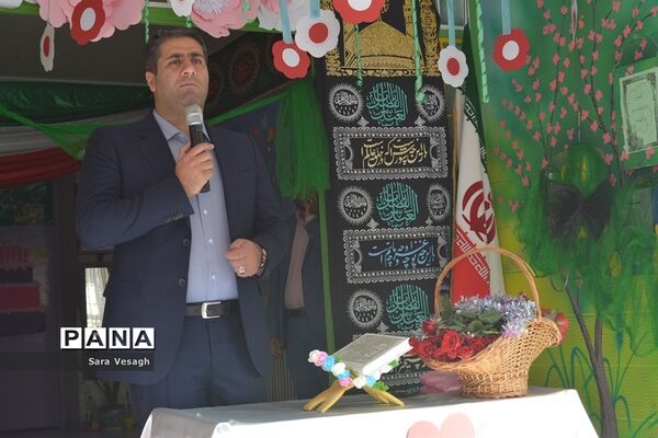 جشن شکوفه‌ها در مدارس شهریار