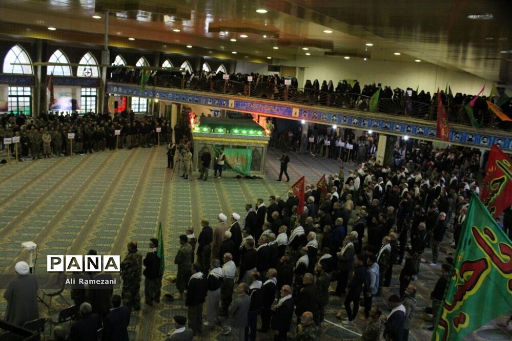 تجمع بزرگ عاشوراییان در قائمشهر