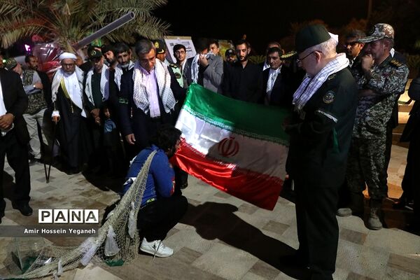 افتاحییه نمایشگاه دفاع مقدس در جزیره کیش