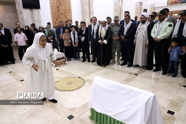 افتاحییه نمایشگاه دفاع مقدس در جزیره کیش