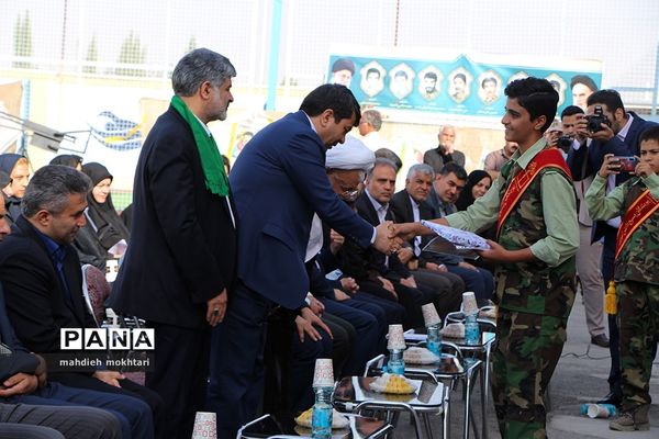 طنین زنگ مهر و مقاومت در مدارس یزد