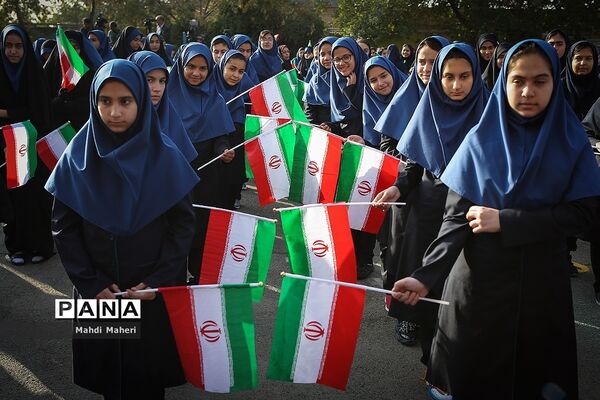 زنگ آغاز سال تحصیلی ۹۸ با حضور رئیس جمهوری