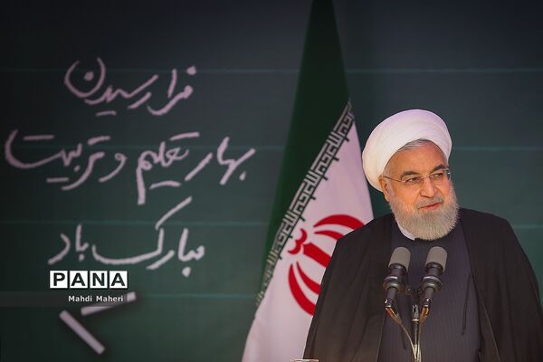 زنگ آغاز سال تحصیلی ۹۸ با حضور رئیس جمهوری