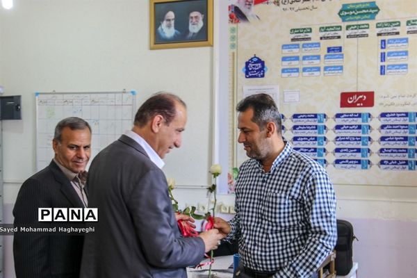 زنگ بازگشایی  مدارس در لامرد