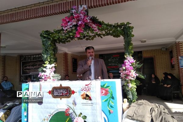 مراسم نمادین آغاز سال تحصیلی در قائمشهر