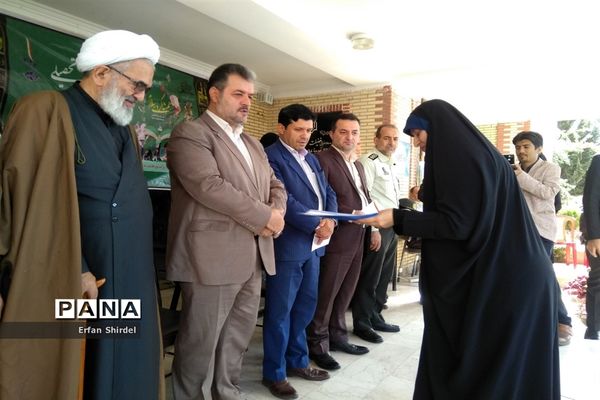 مراسم نمادین آغاز سال تحصیلی در قائمشهر