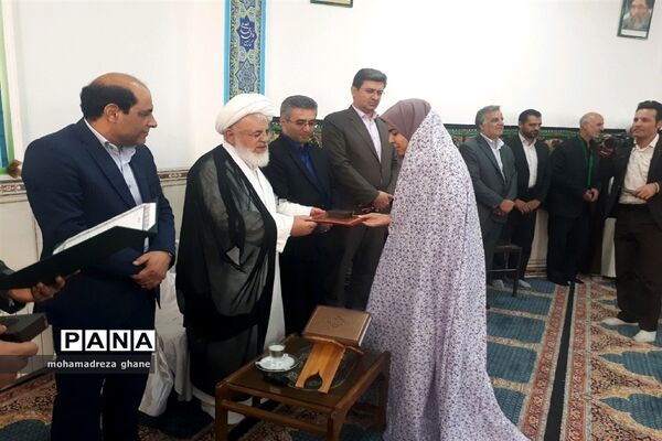 طنین بانگ توحید درمدارس یزد