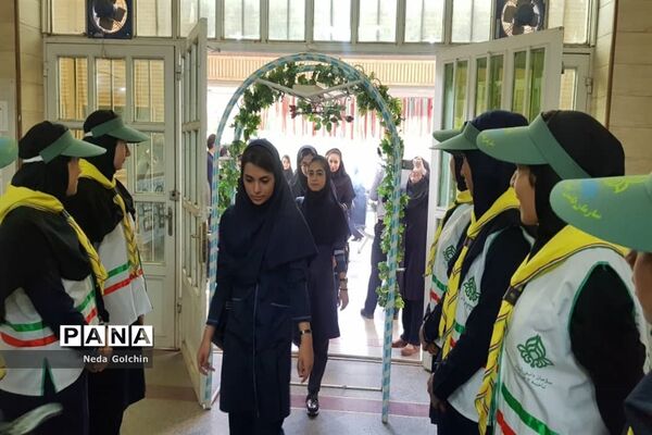 آیین نواخته شدن زنگ مهردر ناحیه ۳ اهواز