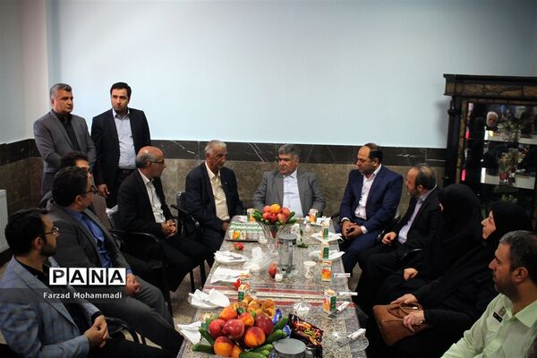 زنگ مهر و مقاومت در چهاردانگه طنین انداز شد