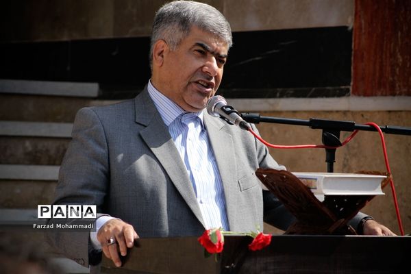 زنگ مهر و مقاومت در چهاردانگه طنین انداز شد