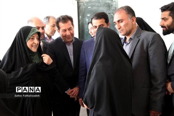 مراسم آغاز سال تحصیلی جدید در آموزشگاه فضیلت ناحیه یک بهارستان