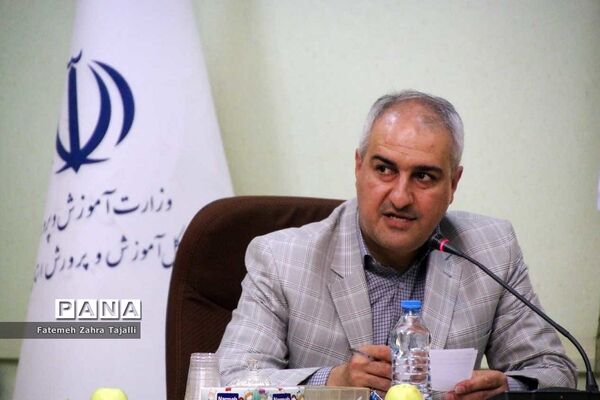 نشست خبری مدیرکل آموزش و پرورش استان سمنان به مناسبت آغاز سال تحصیلی99-98