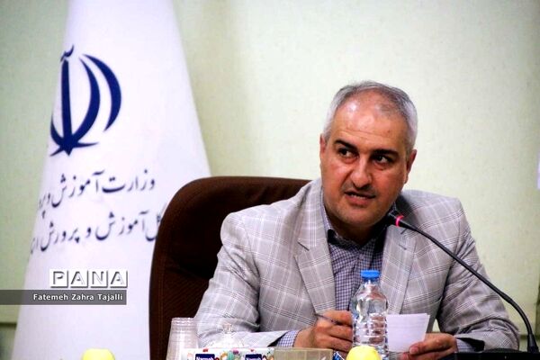 نشست خبری مدیرکل آموزش و پرورش استان سمنان به مناسبت آغاز سال تحصیلی99-98
