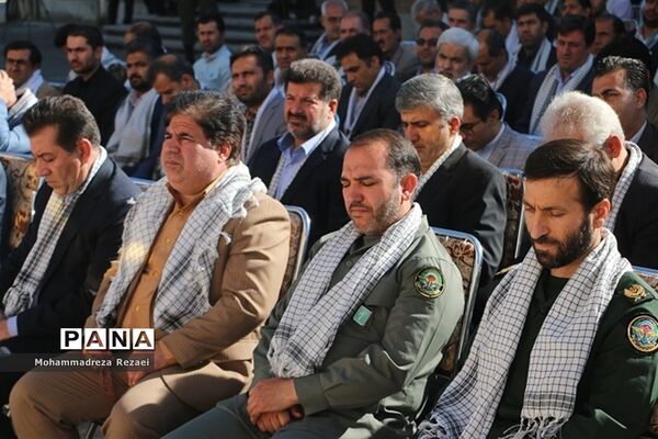 آیین بزرگداشت هفته دفاع مقدس در اداره‌کل آموزش و پرورش شهرستان‌های استان تهران