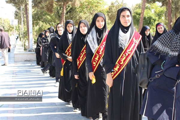 مراسم متمرکز استانی غبار روبی و عطر افشانی  گلزار شهدای امام زاده محمد کرج