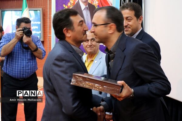 آِیین تکریم و معارفه مدیرکل راه و شهرسازی آذربایجان غربی
