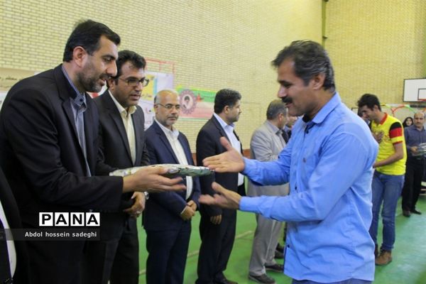 کاروان تجهیزات ورزشی، بهداشتی استان بوشهر