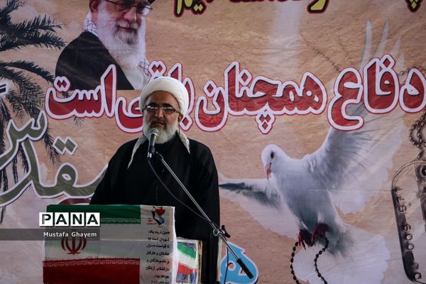 آیین غبارروبی گلزار شهدا به مناسبت سالروز شکست حصر آبادان