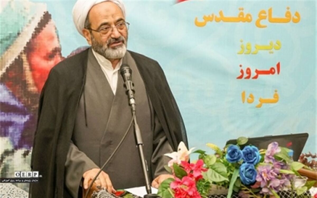 ذوعلم: انقلاب اسلامی دفاع از استقلال، معنویت، عقلانیت، عزت و ارزش‌های انسانی بود