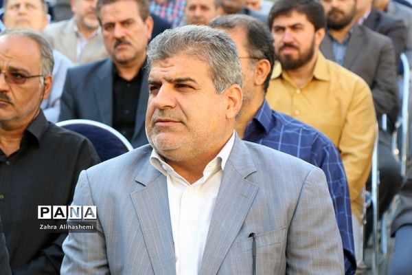 تشیع پیکر شهید گمنام در صبحگاه مشترک بسیج فرهنگیان تهران