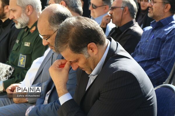 تشیع پیکر شهید گمنام در صبحگاه مشترک بسیج فرهنگیان تهران