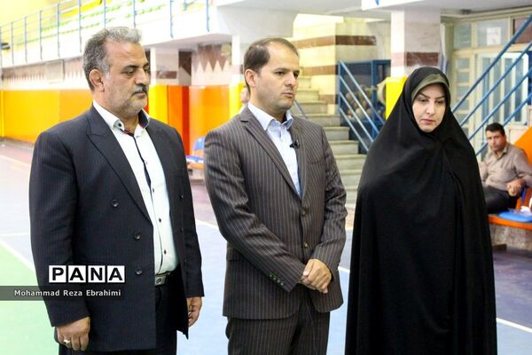 اعزام کاروان تجهیزات ورزشی و بهداشتی به آموزش و پرورش شهرستان‌ها و مناطق استان همدان