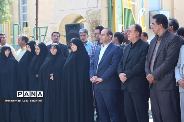اعزام کاروان تجهیزات ورزشی و بهداشتی به آموزش و پرورش شهرستان‌ها و مناطق استان همدان