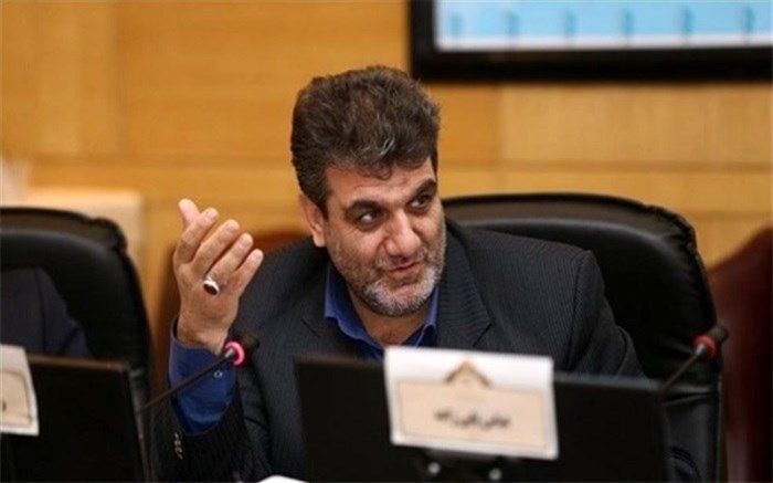 کولیوند خواستار تشکیل  کمیته بررسی و رسیدگی به مسائل شهرداری در شورای شهر شد