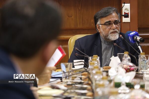 نشست خبری معاون فرهنگی اجتماعی سازمان منطقه آزاد کیش