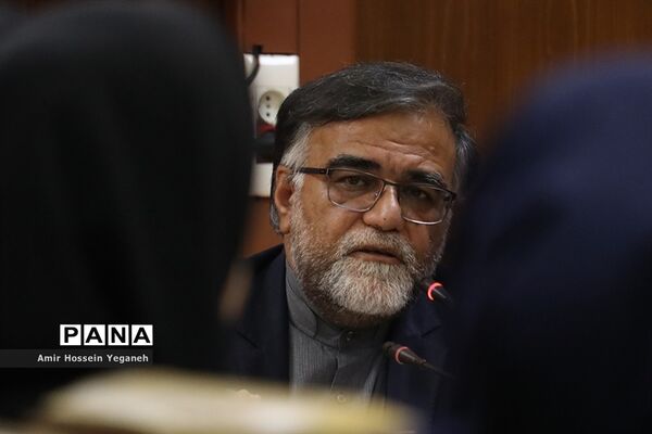 نشست خبری معاون فرهنگی اجتماعی سازمان منطقه آزاد کیش
