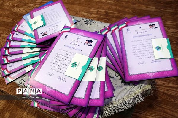 همایش تجلیل از نفرات برتر کنکور چهاردانگه