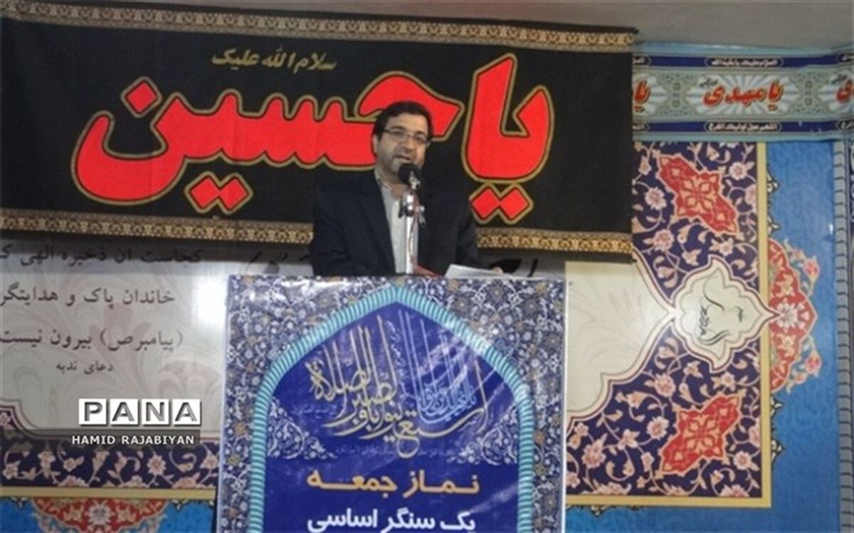 سخنرانی مدیر آموزش و پرورش  برخوار بعداز از خطبه های نماز جمعه این هفته شهر دولت آباد