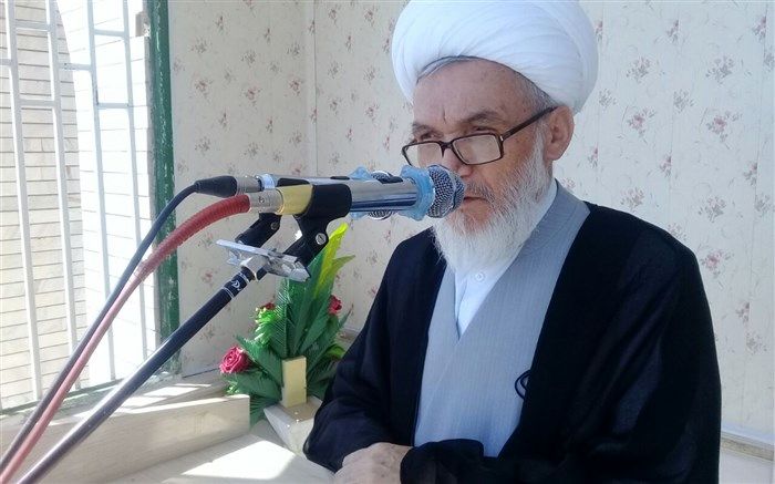 موقعی که ملتی مورد تهاجم واقع شود دفاع واجب می شود