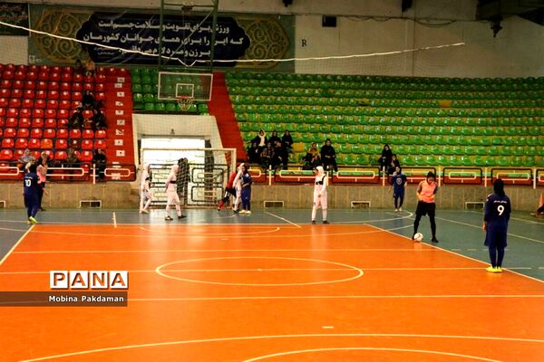 بازی فوتسال شهروند ساری و پویندگان شیراز