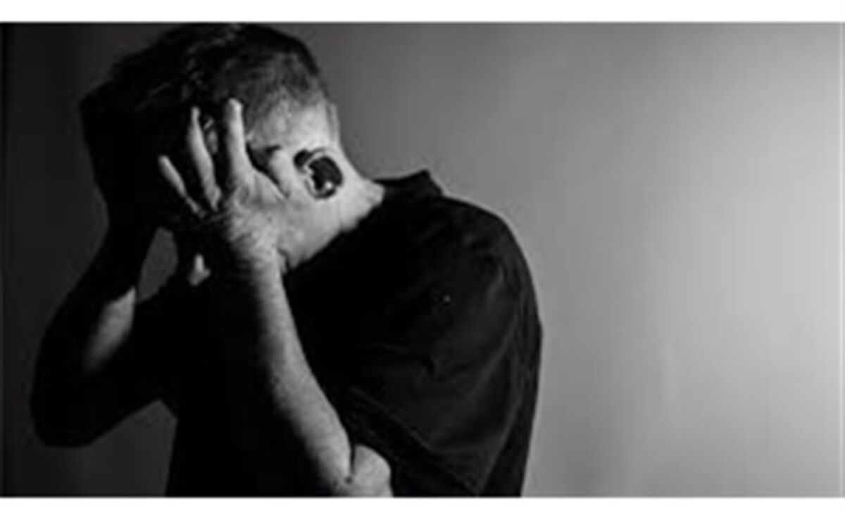 اگر این ۸ علامت را دارید، خطر افسردگی را جدی بگیرید