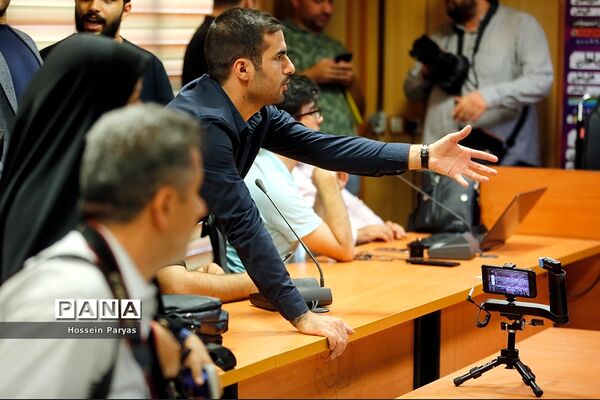 نشست خبری مربیان استقلال و پرسپولیس پیش از بازی دربی