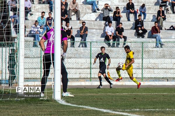 نود ارومیه 1 - 0 قشقایی شیراز