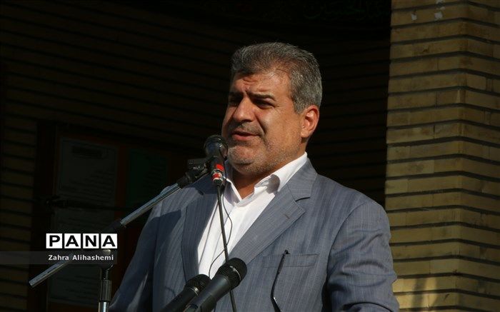 زنگ شکوفه ها در منطقه 19تهران با حضور وزیر نواخته شد